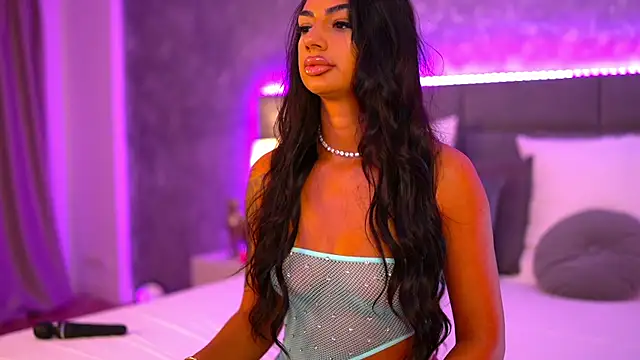 NatalieDelices online show from October 2025 06:18:02 PM