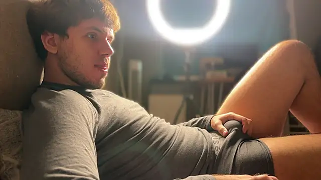 mynameischris online show from November 2025 07:53:02 AM