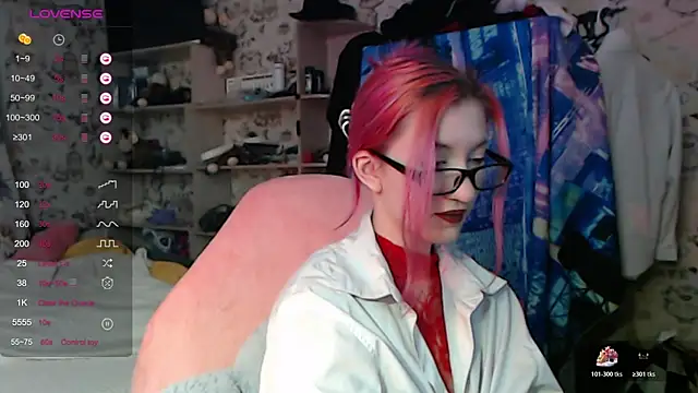 Dreamy Red Girl online show from October 2025 06:30:02 PM
