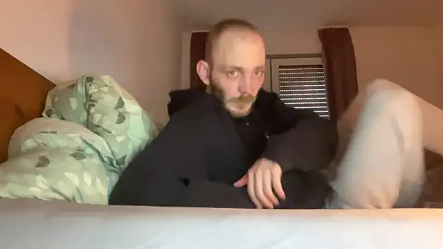 MolleDolle online show from October 2025 02:36:02 PM