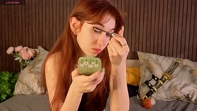 Snapshot of kitsun_ne chatting on November 2025 08:19:02 PM kitsun ne online show from November 2025 08:19:02 PM