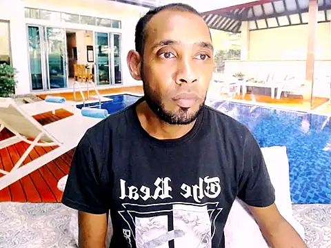 Snapshot of IndianMagicMike chatting on November 2025 05:29:01 AM IndianMagicMike online show from November 2025 05:29:01 AM