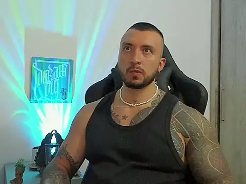 Snapshot of Dave-Max01 chatting on October 2025 12:56:02 AM Dave-Max01 online show from October 2025 12:56:02 AM