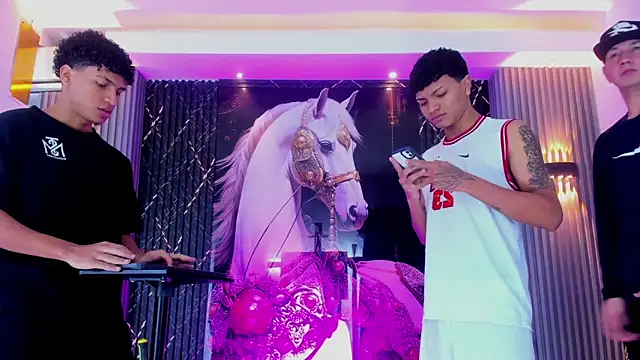  Gods of Olympus  online show from December 2025 04:43:02 AM