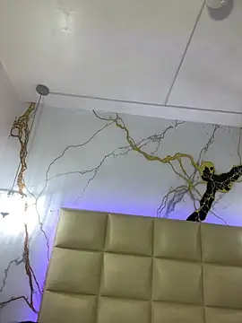 Luna star3 online show from November 2025 05:42:01 PM