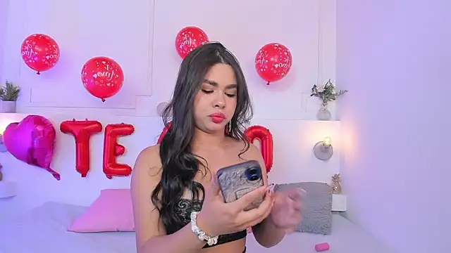 TianaGlow44 online show from February 2026 12:24:01 PM