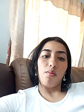 Queen sofya online show from October 2025 04:57:01 PM