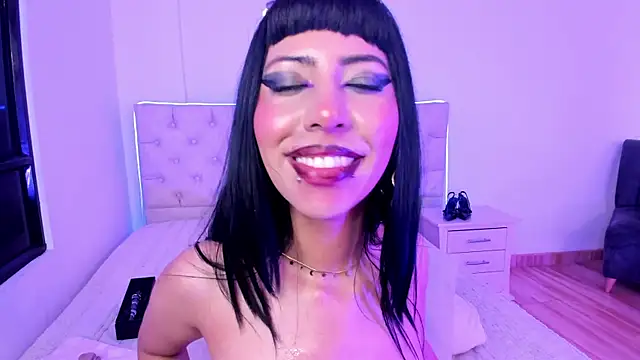Nina fox 0691 online show from May 2026 11:01:04 PM