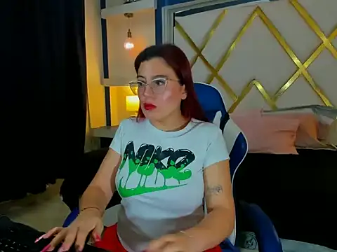 Snapshot of allison_mc chatting on July 2026 03:34:02 AM allison mc online show from July 2026 03:34:02 AM