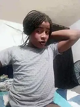 Snapshot of Nelsareth chatting on November 2025 02:33:02 AM Nelsareth online show from November 2025 02:33:02 AM