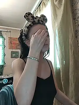 Lady Elsa Snow online show from December 2025 10:09:02 AM