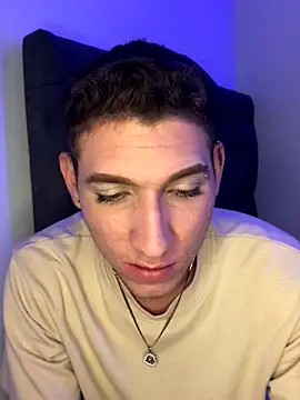 Snapshot of davidxxx_2012 chatting on October 2025 01:49:01 AM davidxxx 2012 online show from October 2025 01:49:01 AM