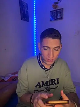 Snapshot of davidxxx_2012 chatting on October 2025 01:30:02 AM davidxxx 2012 online show from October 2025 01:30:02 AM