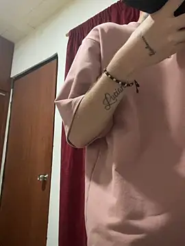 Snapshot of davidxxx_2012 chatting on October 2025 09:35:02 PM davidxxx 2012 online show from October 2025 09:35:02 PM