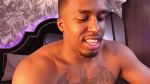 DenzelRios online show from February 2026 08:07:02 PM