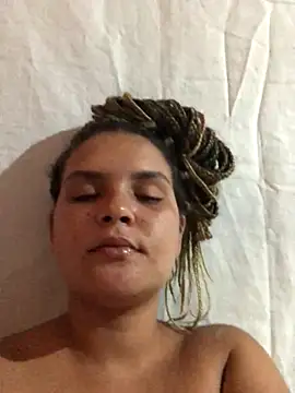 AliceXmoore online show from October 2025 01:45:02 PM