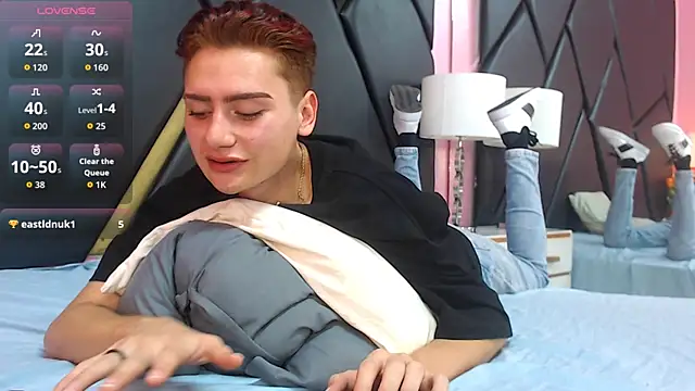 Alex Millerss online show from October 2025 08:44:01 PM