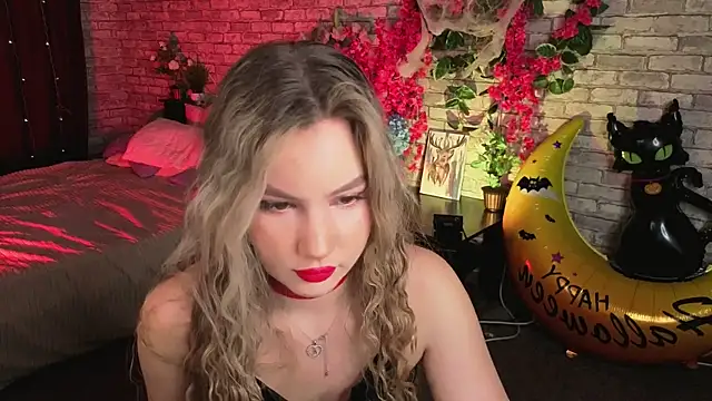  BellaClark online show from October 2025 08:10:01 PM