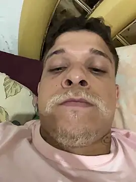 CabaMacho22 online show from October 2025 08:20:01 PM