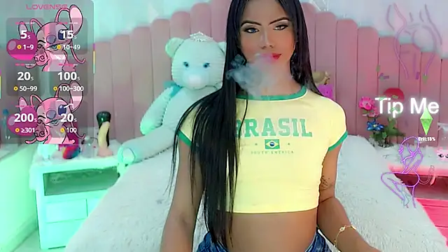 Snapshot of amber_maldonado chatting on October 2025 05:20:02 AM amber maldonado online show from October 2025 05:20:02 AM