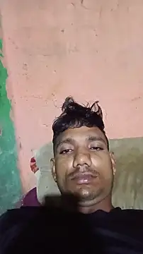 Snapshot of BiggerDickGuy chatting on November 2025 11:27:02 PM BiggerDickGuy online show from November 2025 11:27:02 PM