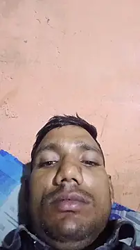 Snapshot of BiggerDickGuy chatting on November 2025 10:09:02 PM BiggerDickGuy online show from November 2025 10:09:02 PM