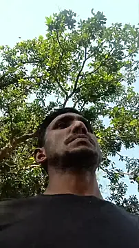 Snapshot of BiggerDickGuy chatting on November 2025 05:46:01 AM BiggerDickGuy online show from November 2025 05:46:01 AM