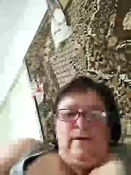 Snapshot of MilaCold5443 chatting on May 2026 05:41:02 PM MilaCold5443 online show from May 2026 05:41:02 PM
