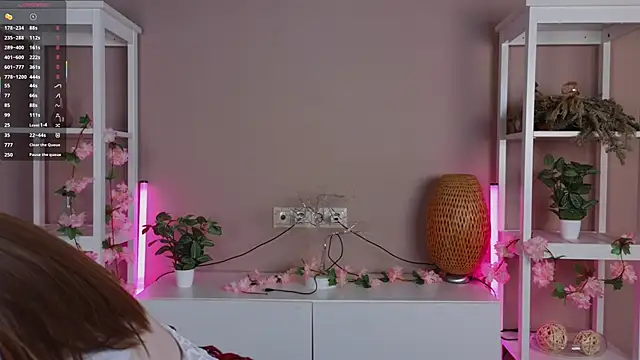 Snapshot of LittleCutieSandy chatting on November 2025 03:10:02 AM LittleCutieSandy online show from November 2025 03:10:02 AM