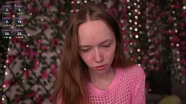 Petite Polly online show from December 2025 06:04:02 PM