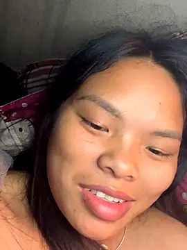 hello-cute online show from December 2025 03:18:02 PM