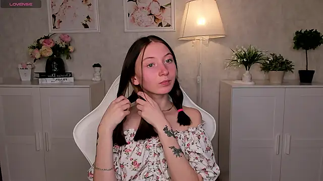 try love  online show from October 2025 09:41:02 AM