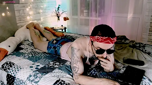 Markus Rivas online show from November 2025 01:49:01 AM