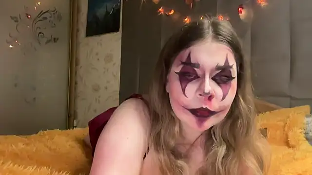 Crave Elise online show from October 2025 09:49:02 PM