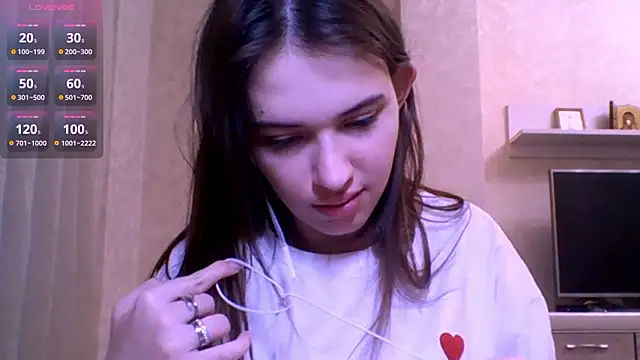 CeyaLier online show from March 2026 08:01:01 PM