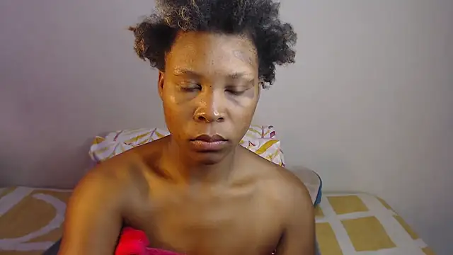 Snapshot of Tillah87 chatting on October 2025 08:26:01 AM Tillah87 online show from October 2025 08:26:01 AM
