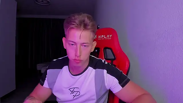 find0m master online show from November 2025 08:42:02 PM