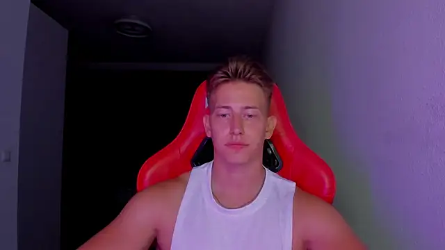 Snapshot of find0m_master chatting on November 2025 09:47:01 PM find0m master online show from November 2025 09:47:01 PM