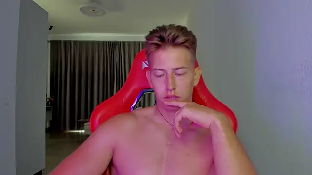 Snapshot of find0m_master chatting on November 2025 12:38:02 PM find0m master online show from November 2025 12:38:02 PM