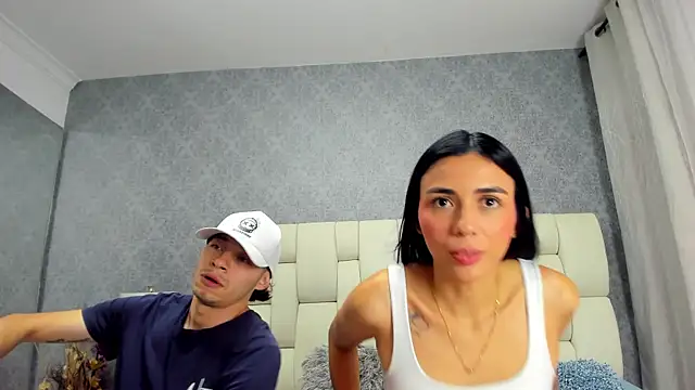 nicollandjhon online show from November 2025 02:56:02 AM