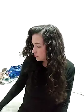 Miacollins12 online show from December 2025 02:06:02 AM