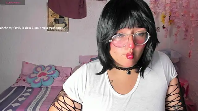 Emilycollei online show from January 2026 02:47:01 AM