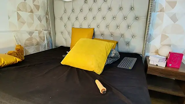 Siriuss Collin online show from April 2026 07:58:01 PM