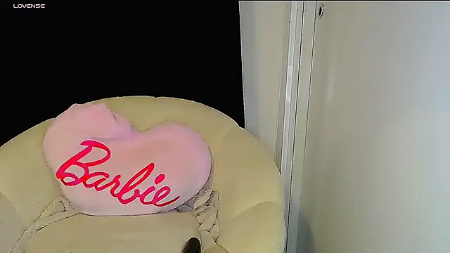 Horny beautyyy online show from February 2026 03:45:01 PM