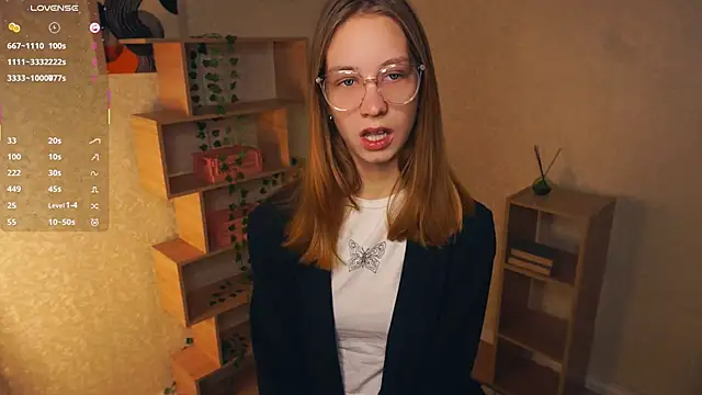 IveyColley online show from November 2025 09:56:02 AM