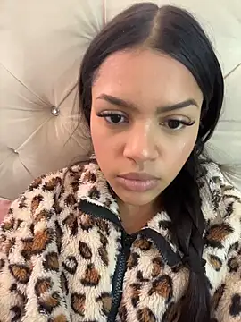 MeganHillss online show from February 2026 07:01:02 PM