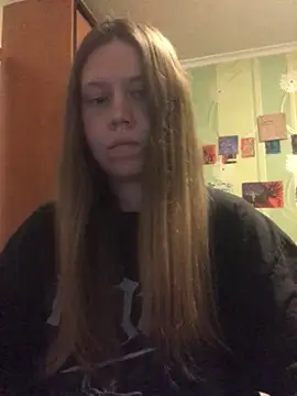 LunaVirelle online show from April 2026 05:50:01 PM