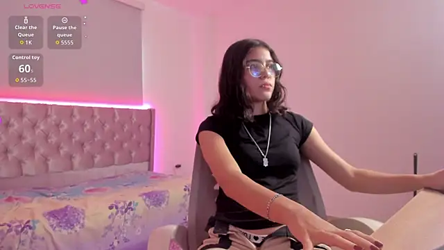 Snapshot of beiby_glow chatting on October 2025 12:58:01 PM beiby glow online show from October 2025 12:58:01 PM