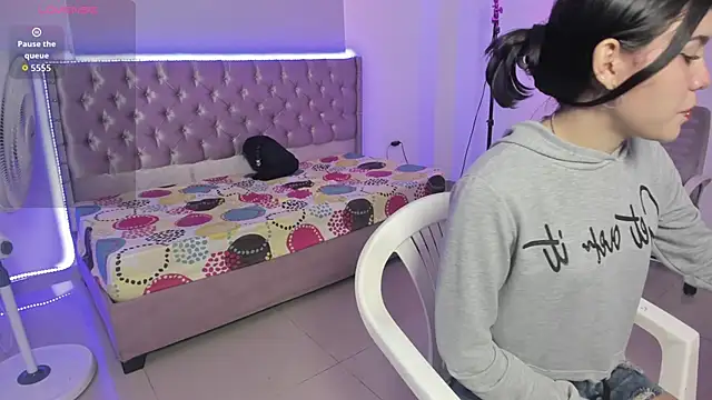 Snapshot of beiby_glow chatting on January 2026 01:46:02 PM beiby glow online show from January 2026 01:46:02 PM