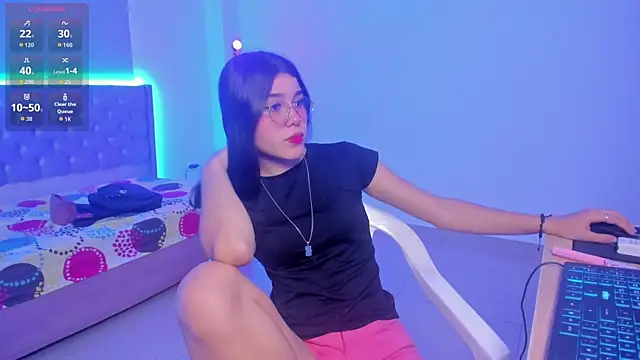 Snapshot of beiby_glow chatting on January 2026 01:39:01 PM beiby glow online show from January 2026 01:39:01 PM